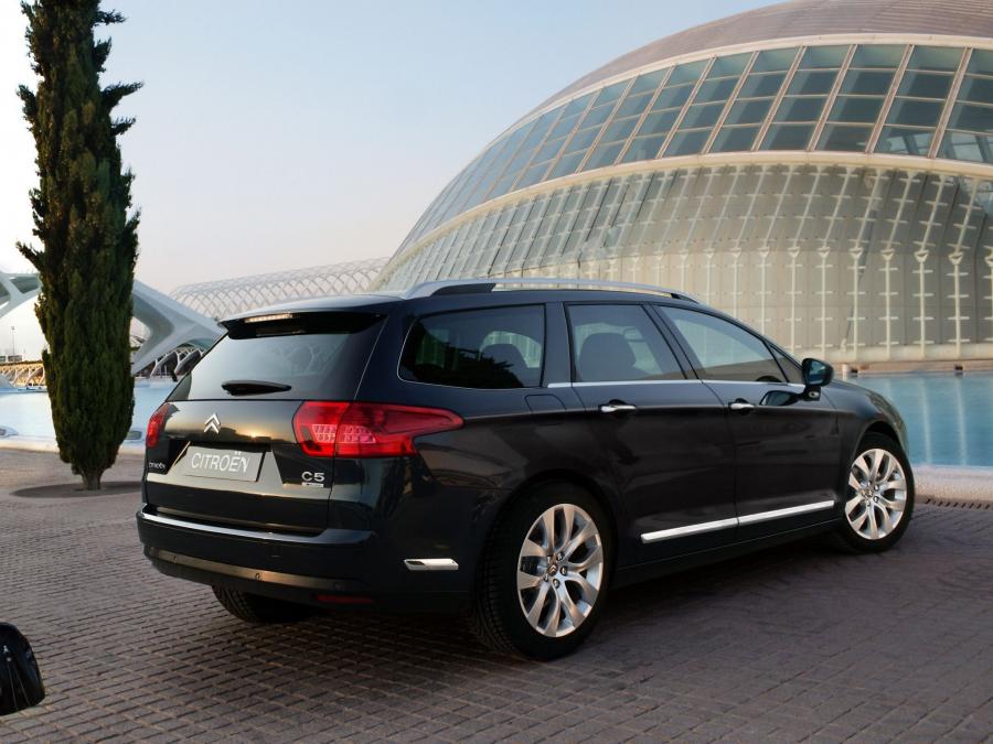  Citroen C5 Break 2007 года  (фото 22 из 28)